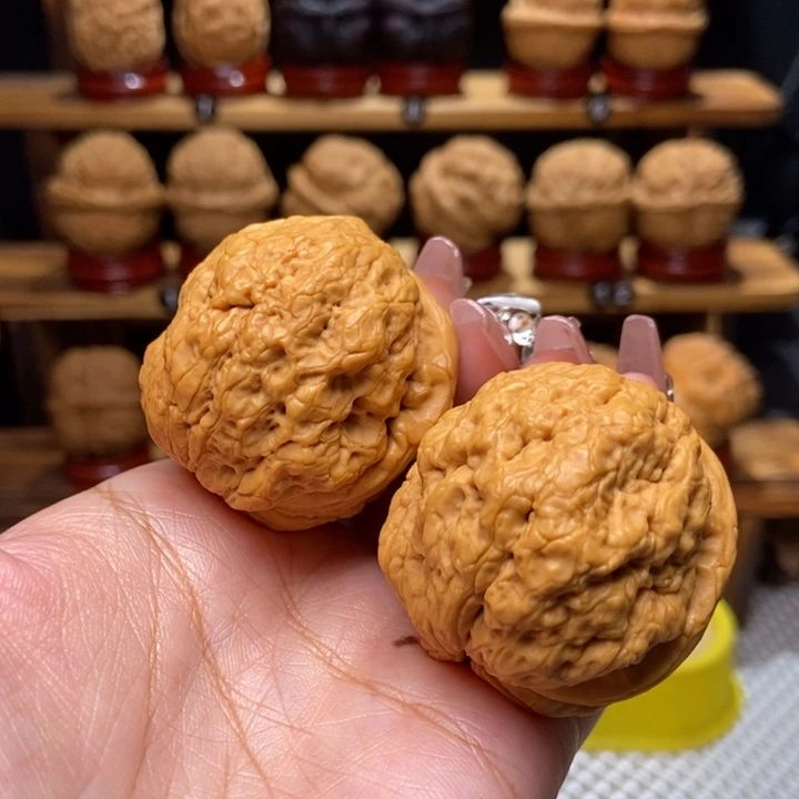 文玩核桃吊坠帝王21