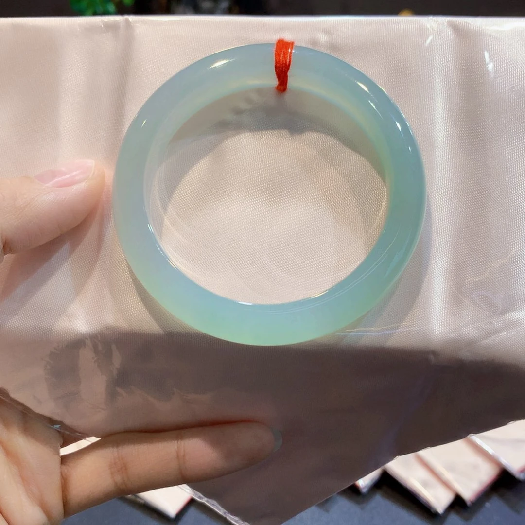 翡翠未镶嵌手镯53