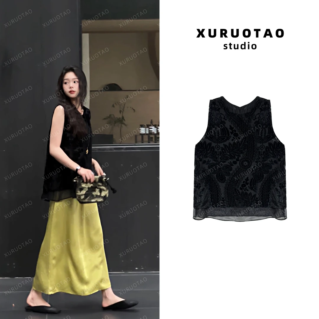 XURUOTAO 【巴黎时装周】100人丝提花丝绒设计无袖黑色上衣 T5375