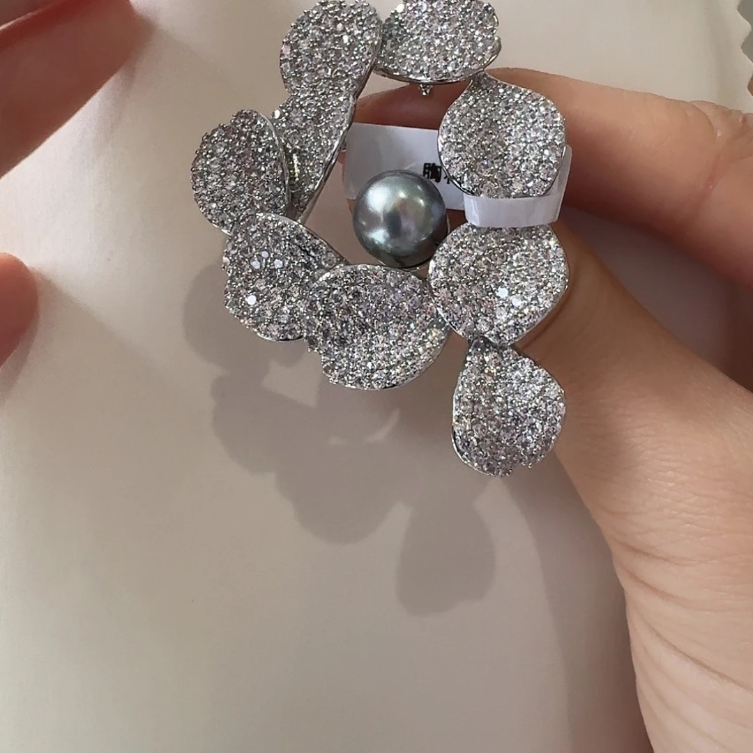 ****活合金海水珍珠胸针