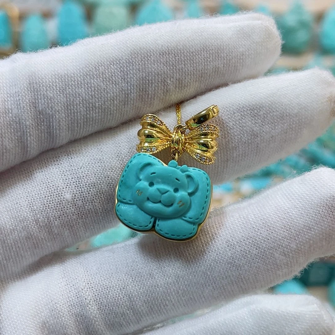 18K金镶嵌绿松石珠宝奇石