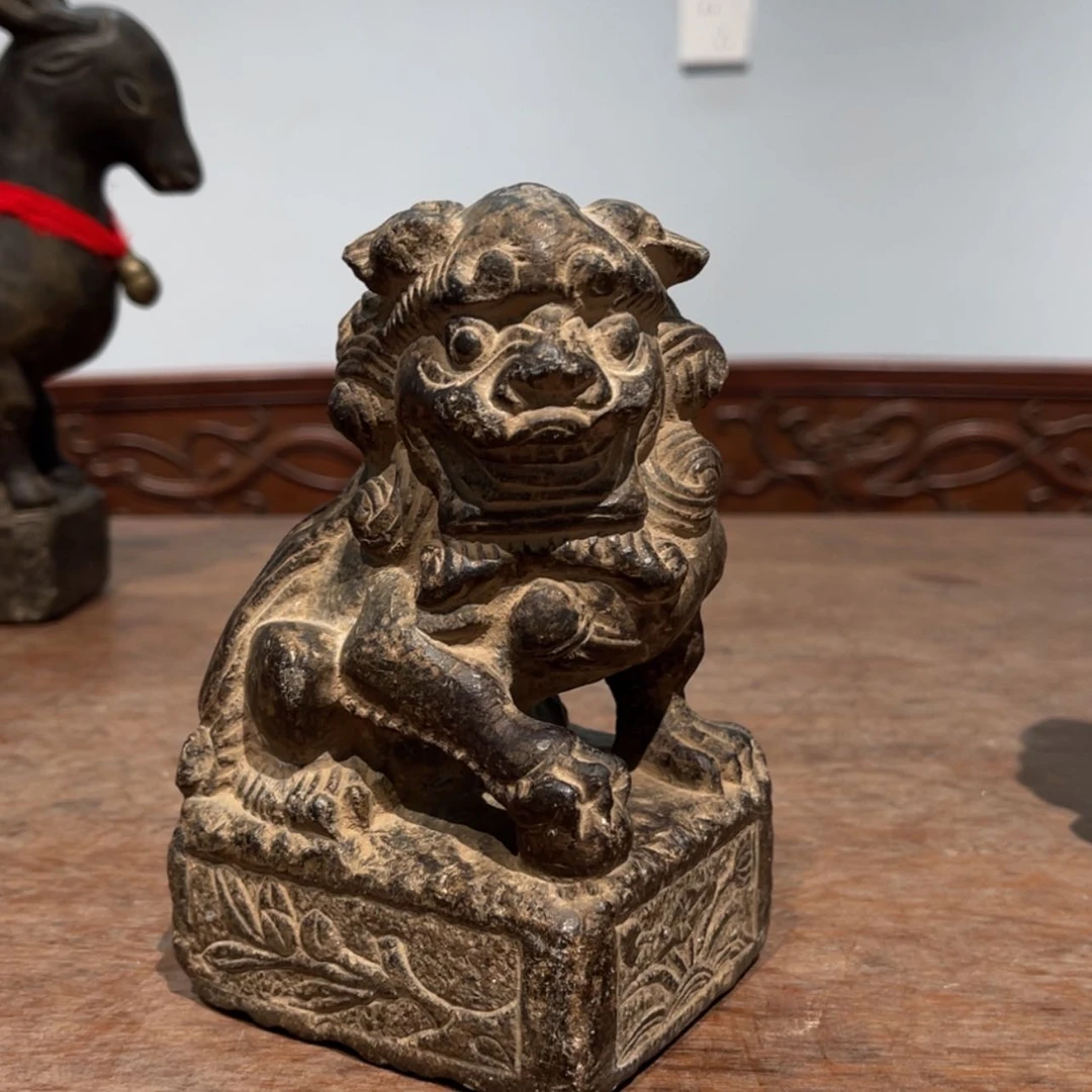 【闪购商品】石材案头狮子