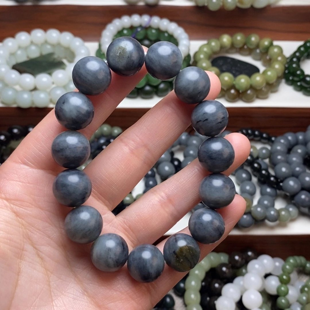 和田玉未镶嵌手串