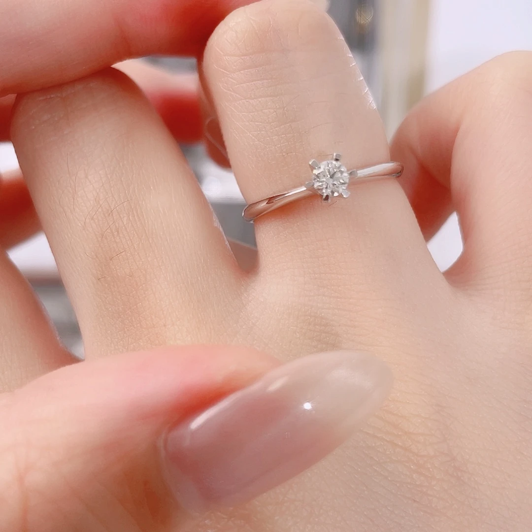 钻石戒指/指环18K金镶嵌F20120009