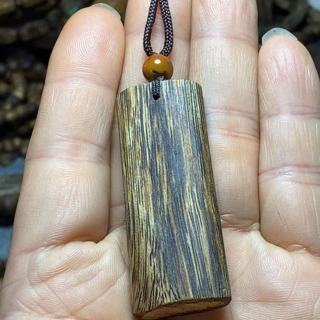 沉香沉香碎屑牌子