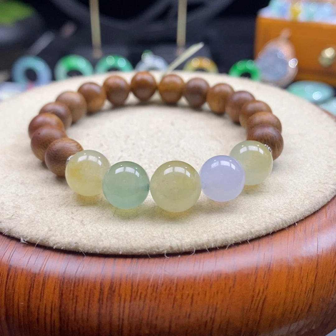 沉香木手串翡翠马卡龙手串