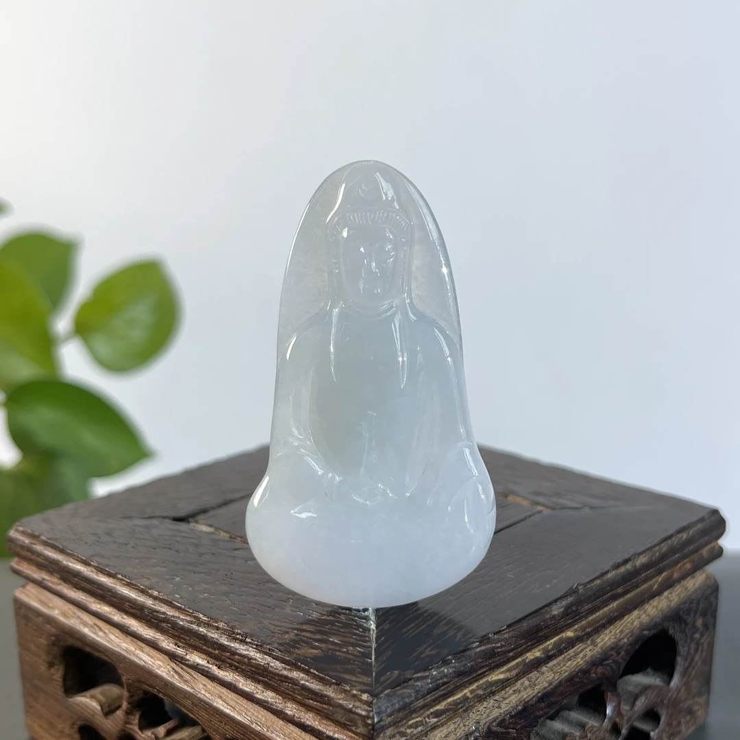 JYB30-43  天然缅甸A货翡翠  素衣观音