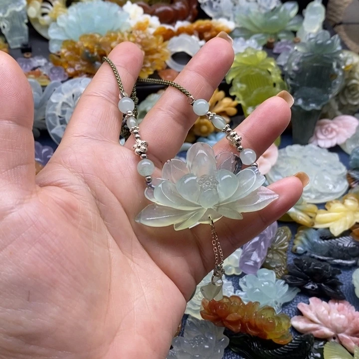 蛇纹石玉合金颈饰