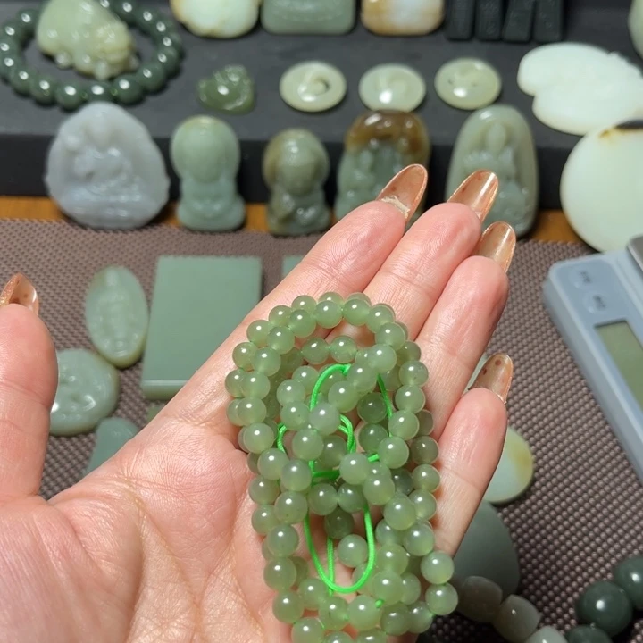 未镶嵌和田玉（糖玉）挂件