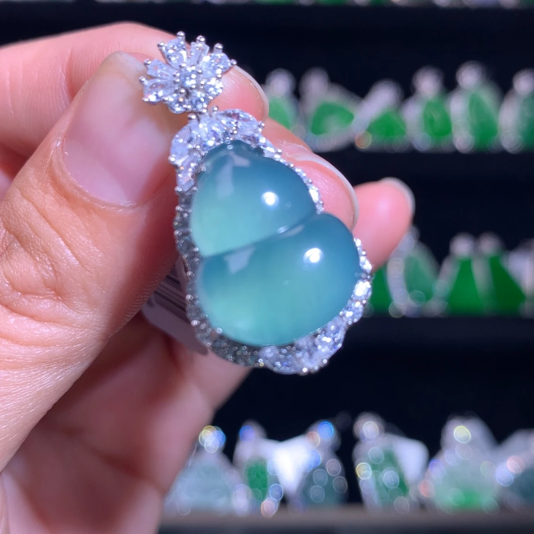 【闪购商品】颈饰银S925镶嵌翡翠天然翡翠