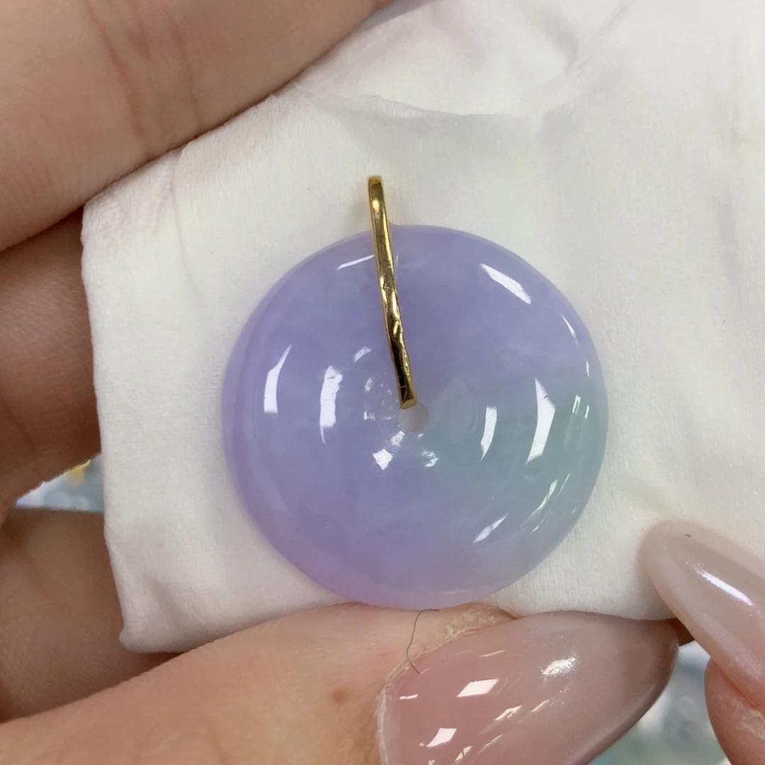 颈饰18K金镶嵌翡翠