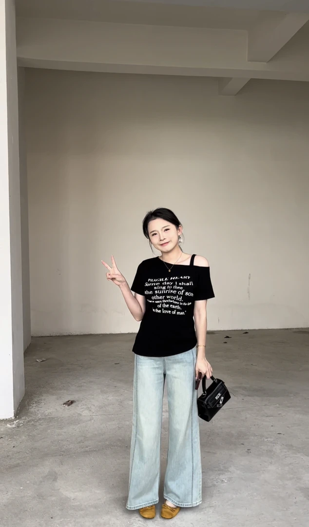 2025夏季新款韩版时尚百搭显瘦斜肩字母印花短袖T恤女上衣半袖