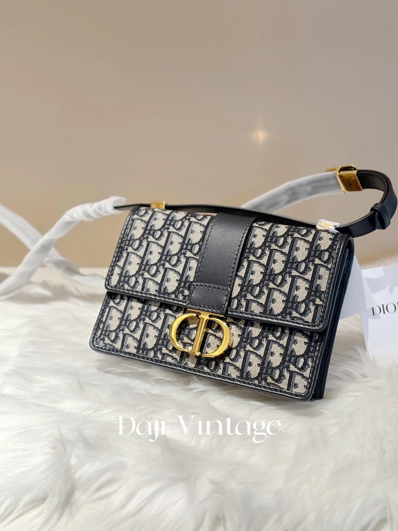 95新 DIOR/迪奥 大吉中古/Dior迪奥老花刺绣蒙田30单肩斜挎包