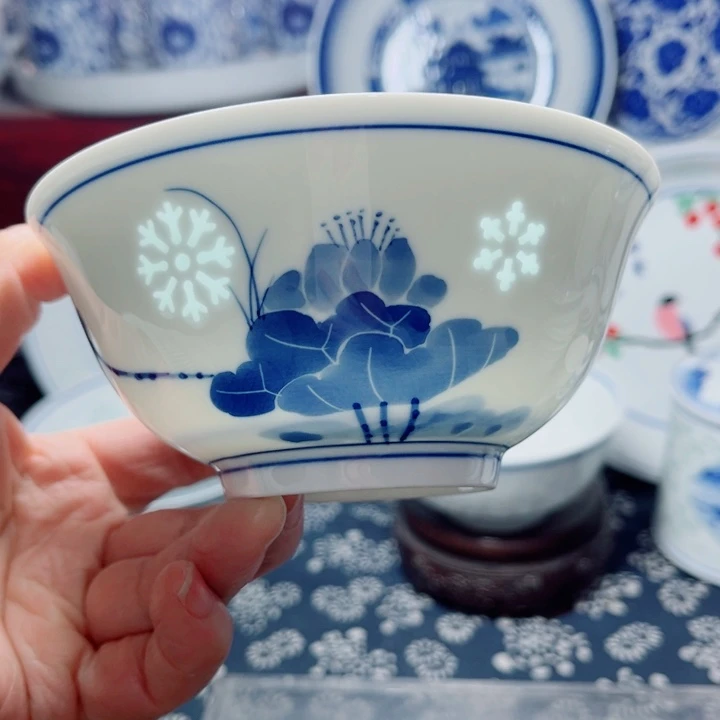 青花玲珑5寸饭碗手绘荷花