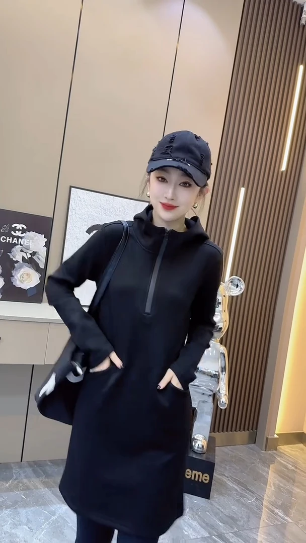 百搭显瘦休闲连衣裙