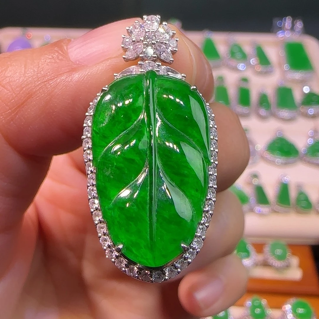 翡翠18K金镶嵌吊坠(不含链)