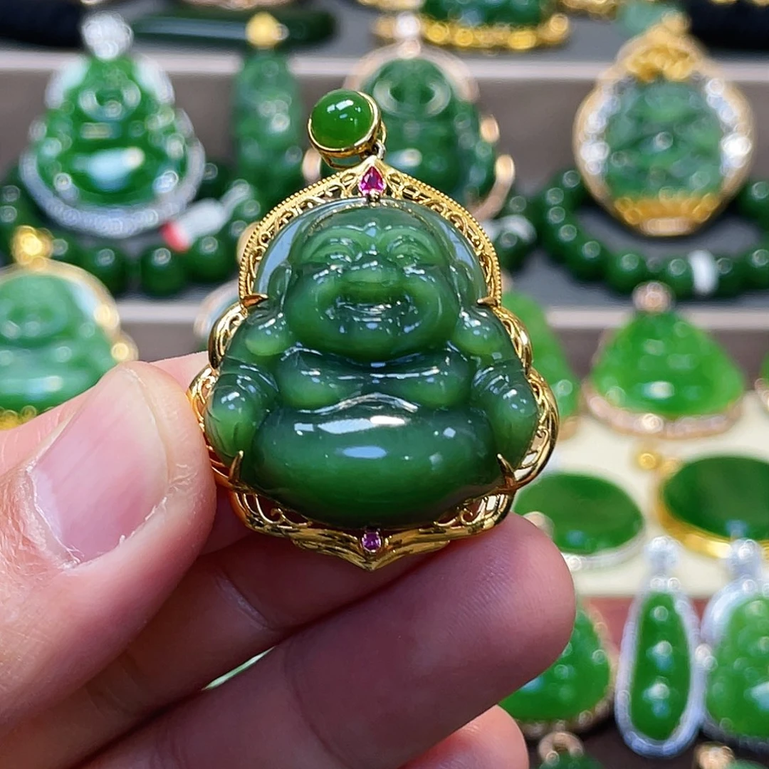 和田玉（碧玉）颈饰18K金镶嵌佛公30mm