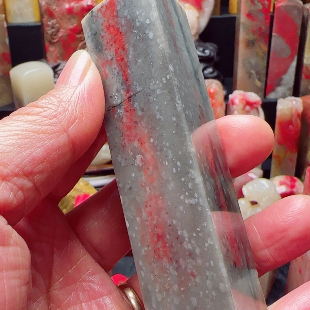 昌化石昌化鸡血石