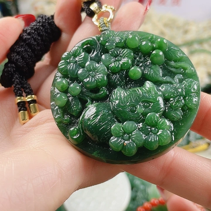 未镶嵌和田玉挂件