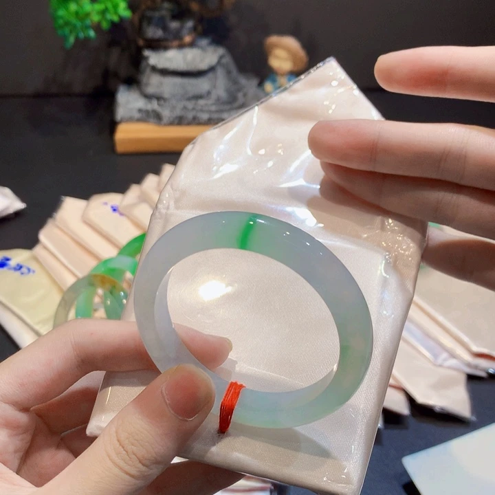 翡翠未镶嵌手镯翡翠手镯50圈口