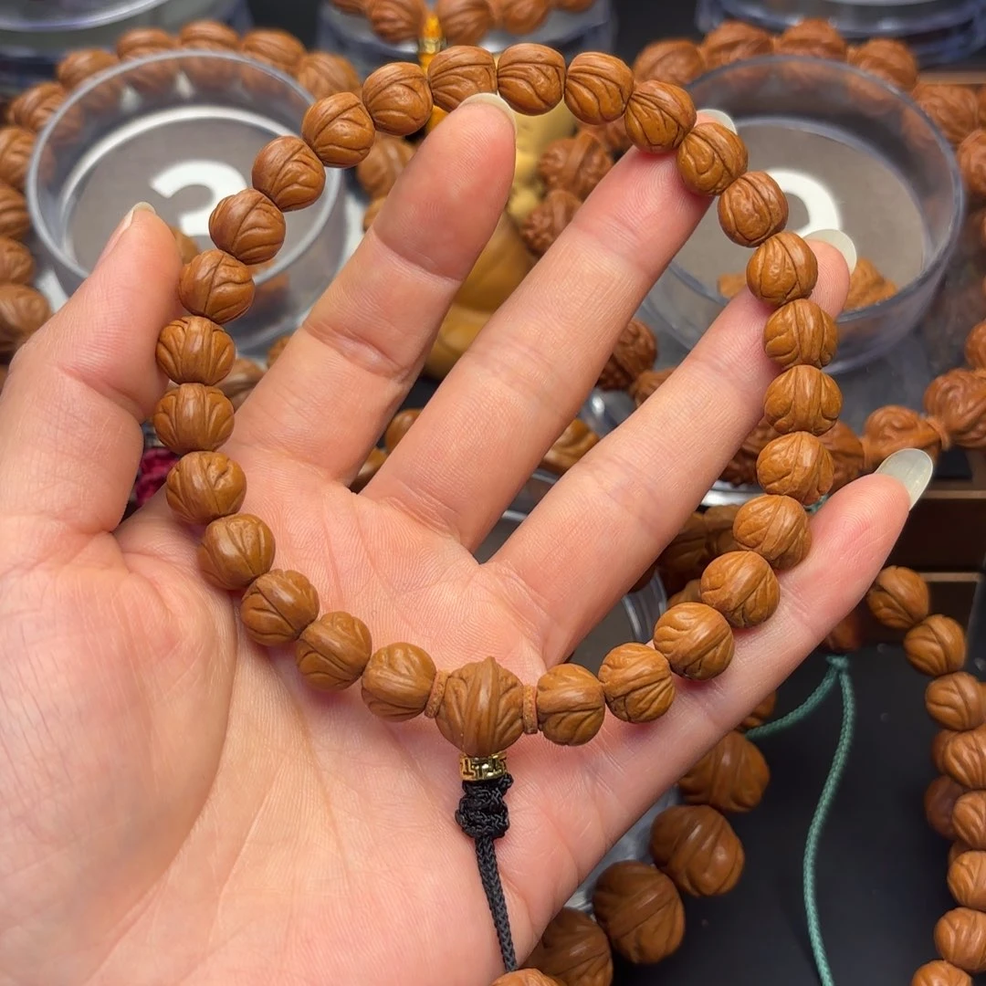 F***i吊坠桃核野生玉龙脊10➕手持