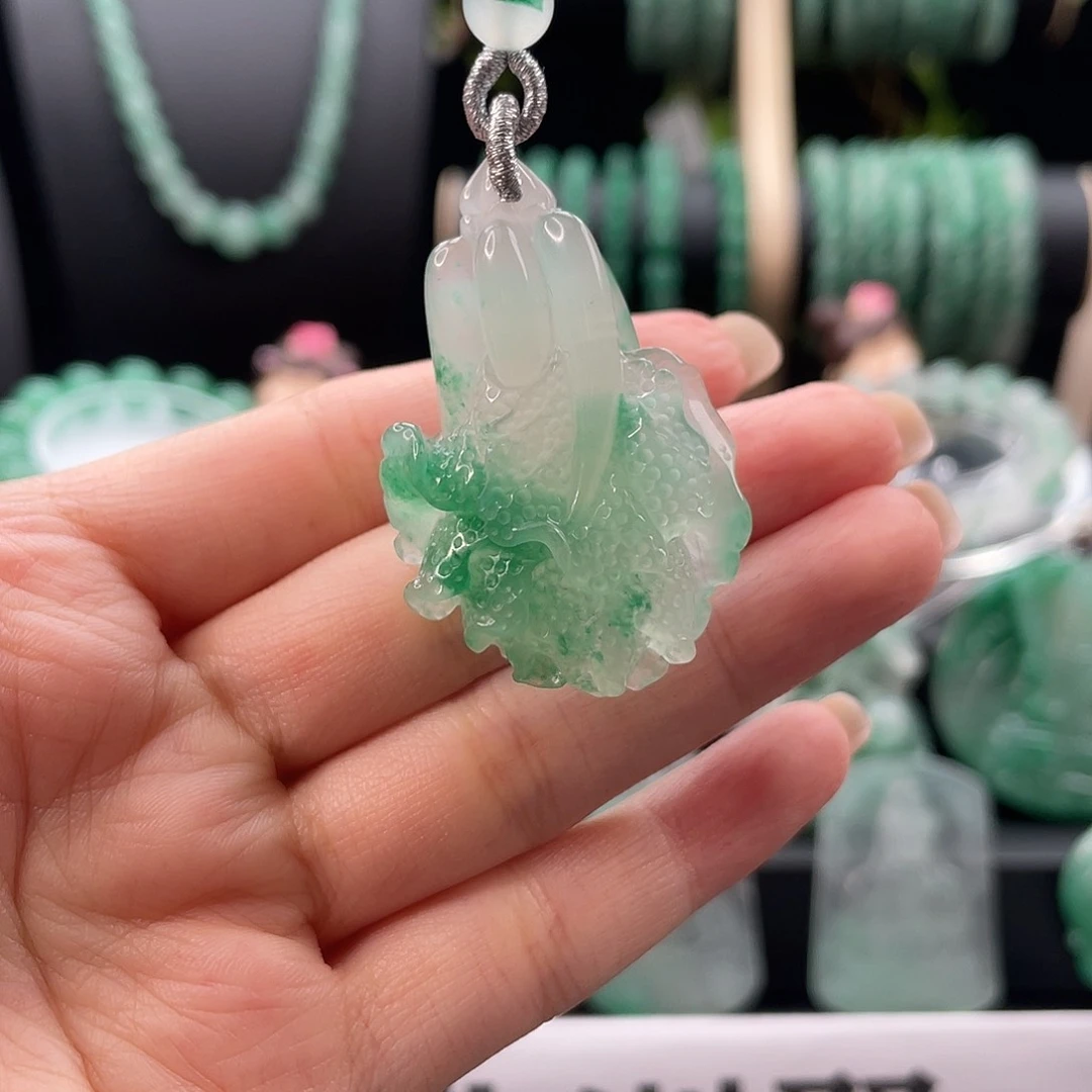 石英质玉未镶嵌吊坠(赠链)?****?