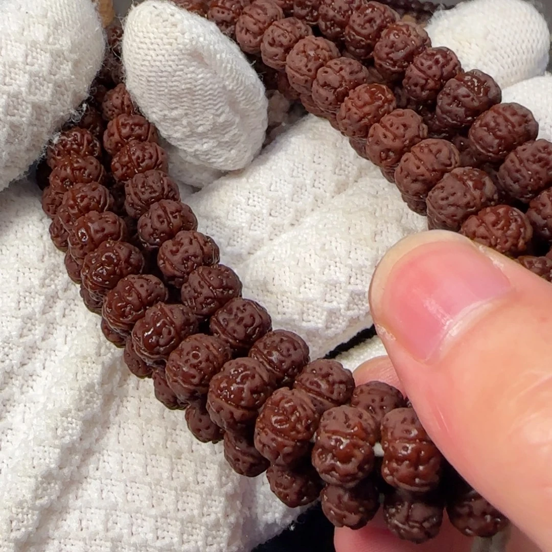 一***庄吊坠金刚菩提顶级勿里达老树王108