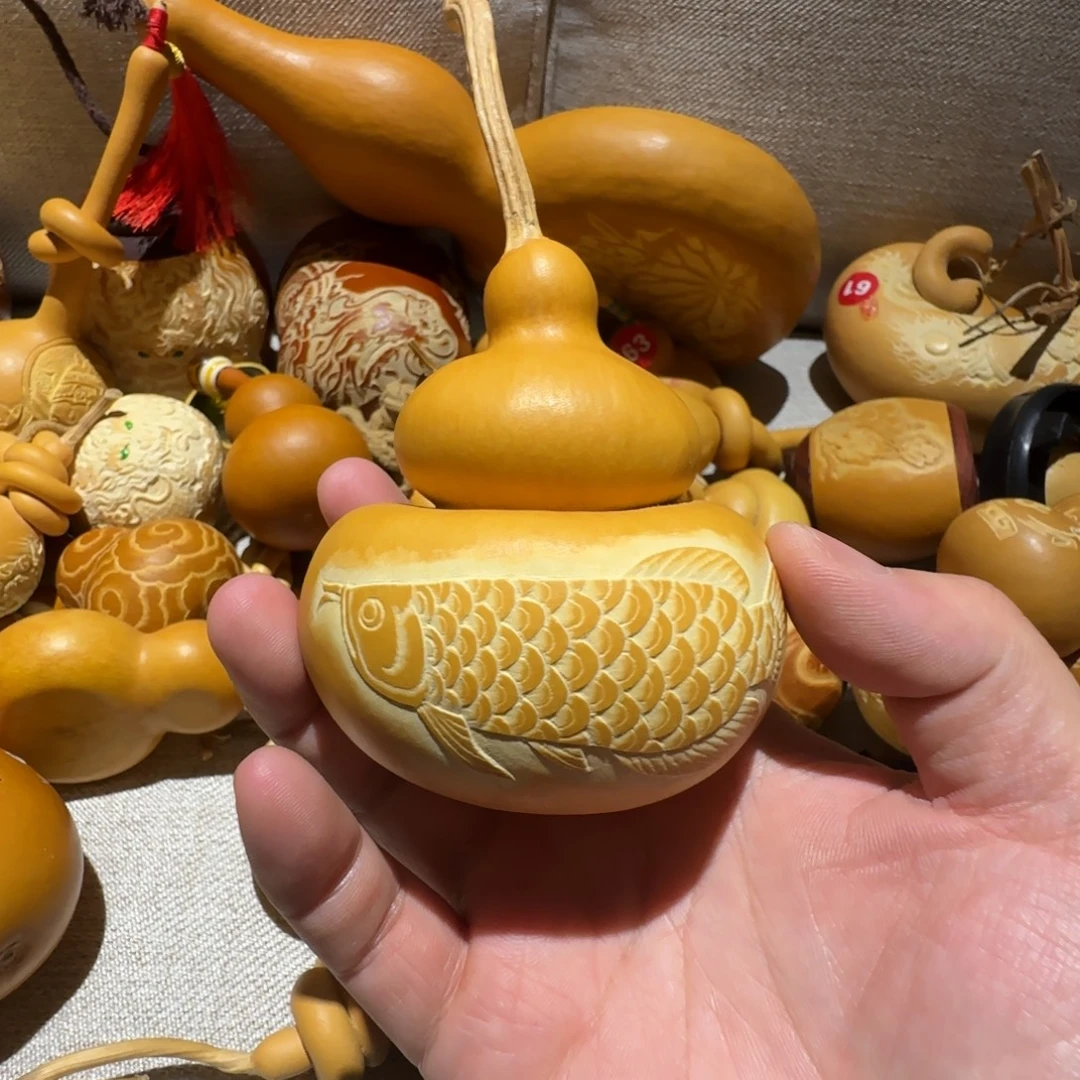 有机玻璃锦鲤元宝雕刻