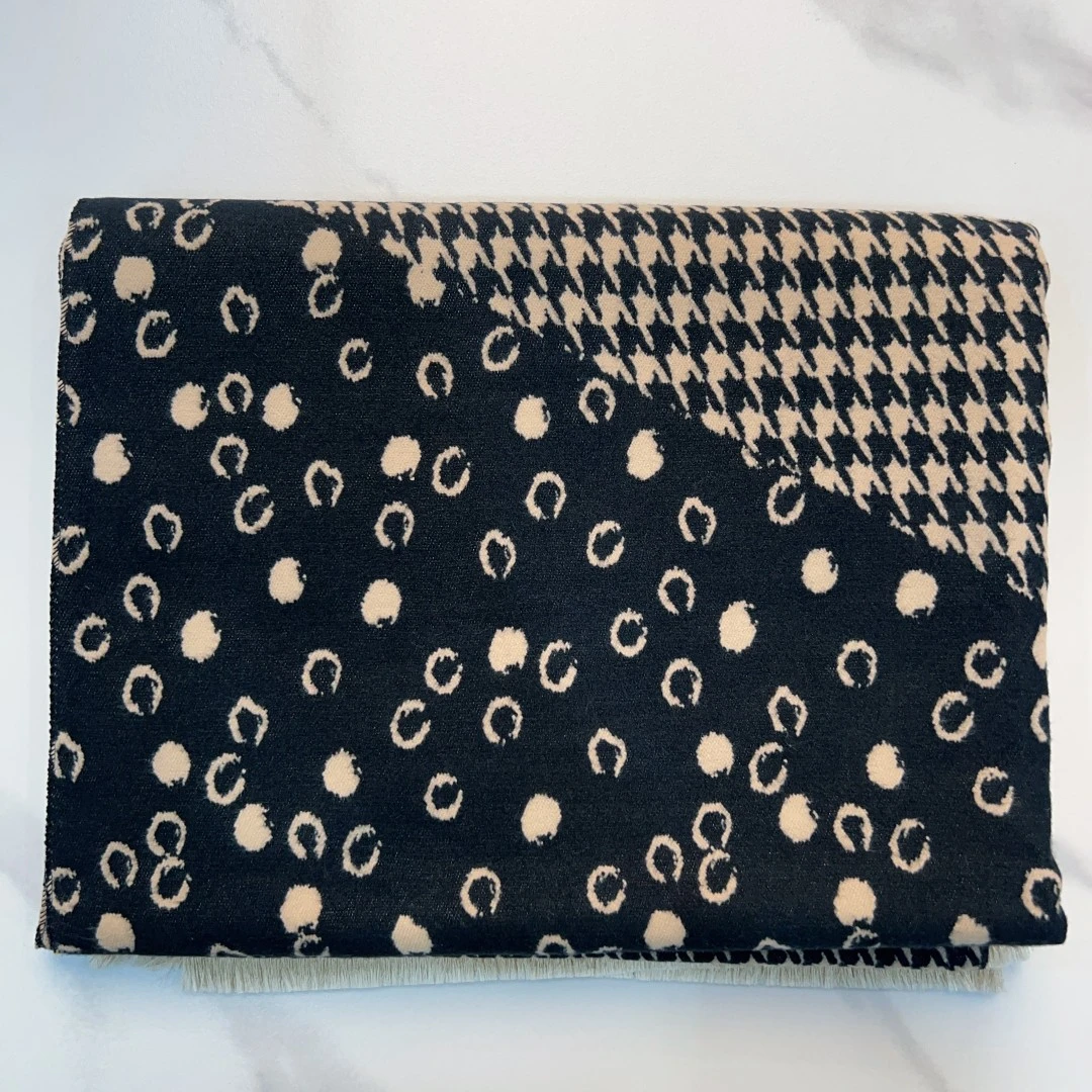 时尚百搭围巾A074