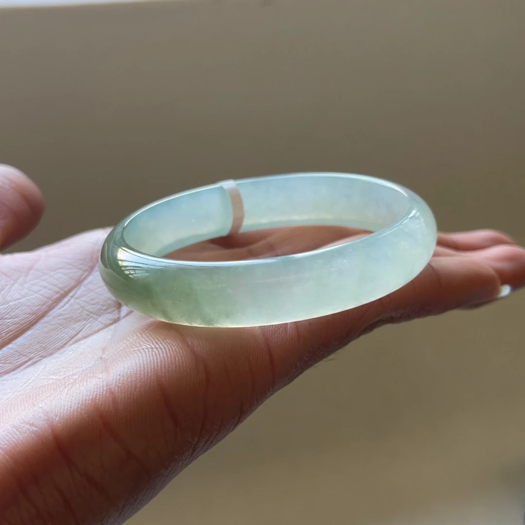 翡翠未镶嵌手镯55.5圈贵妃镯三天鉴赏期