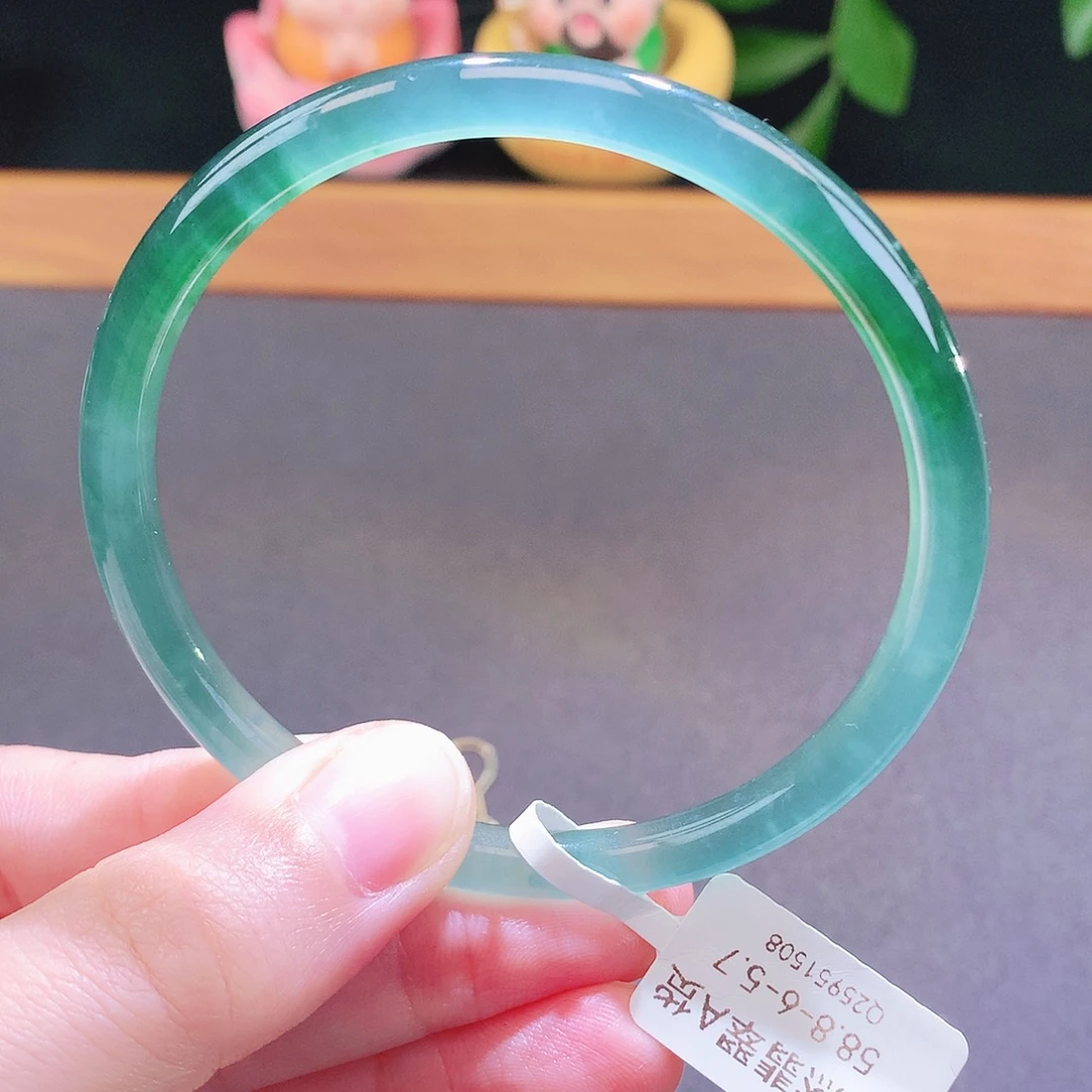 翡翠未镶嵌手镯天然翡翠