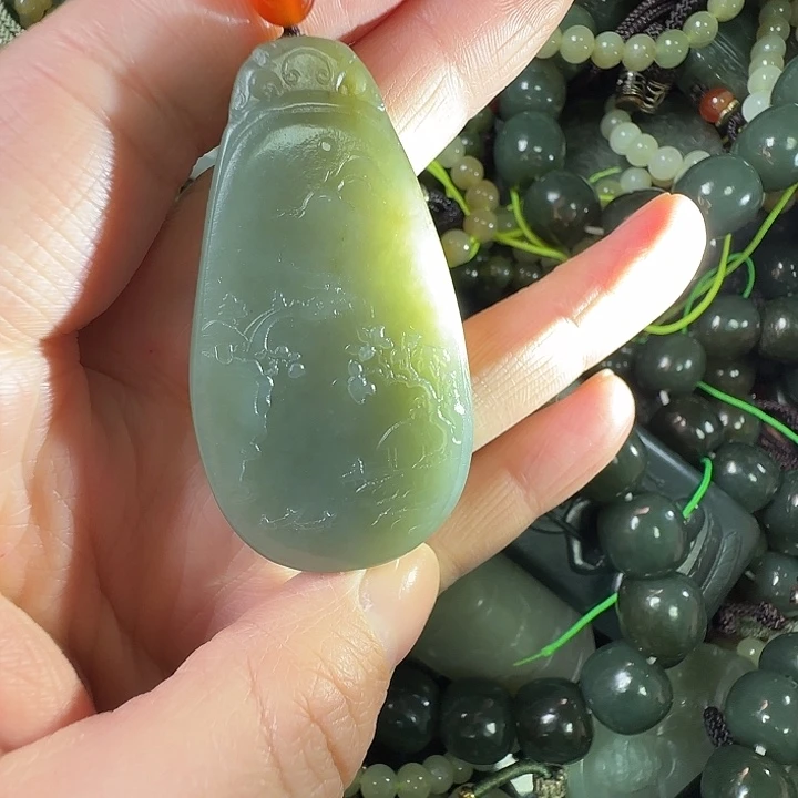 和田玉未镶嵌颈饰