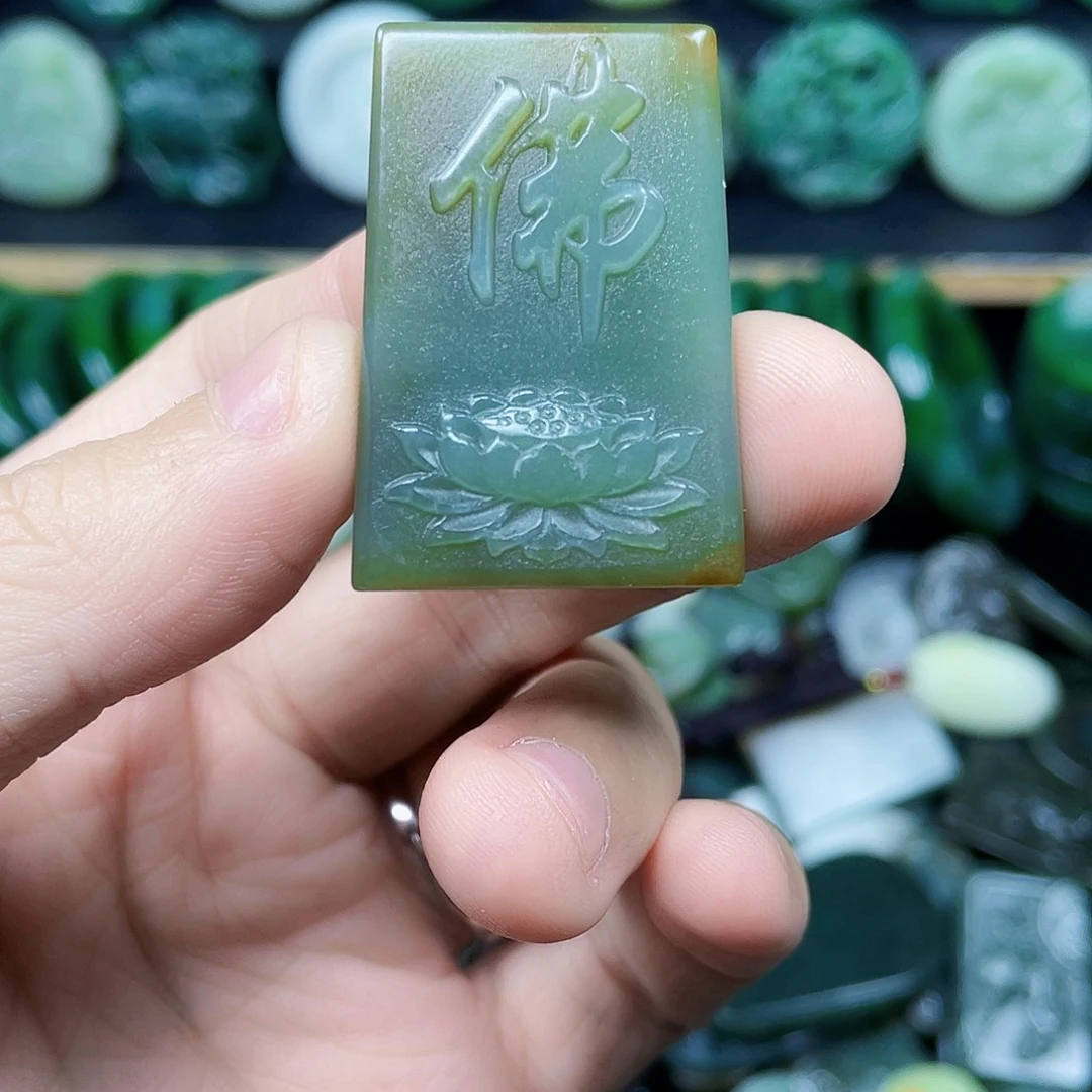 和田玉未镶嵌珠宝半成品