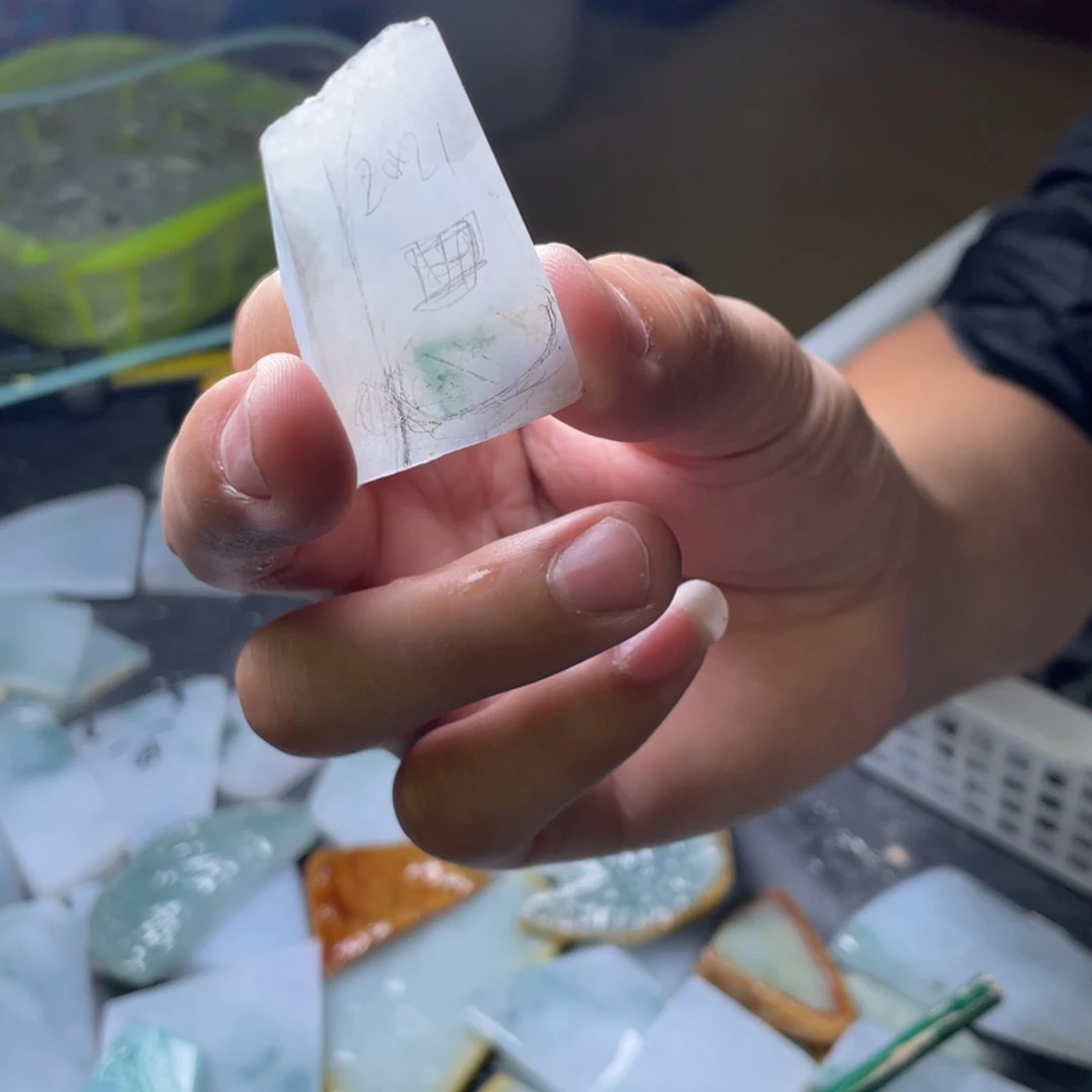 未镶嵌定制翡翠很****恼包工佛公