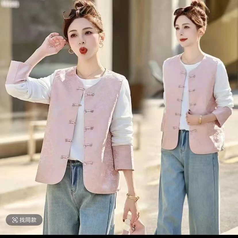 缎面提花国风马甲-01