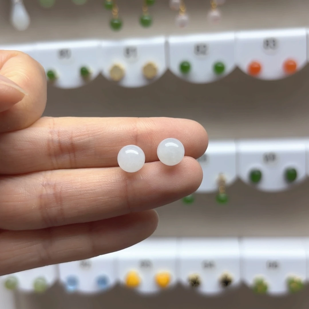 和田玉银S925镶嵌耳饰8m m