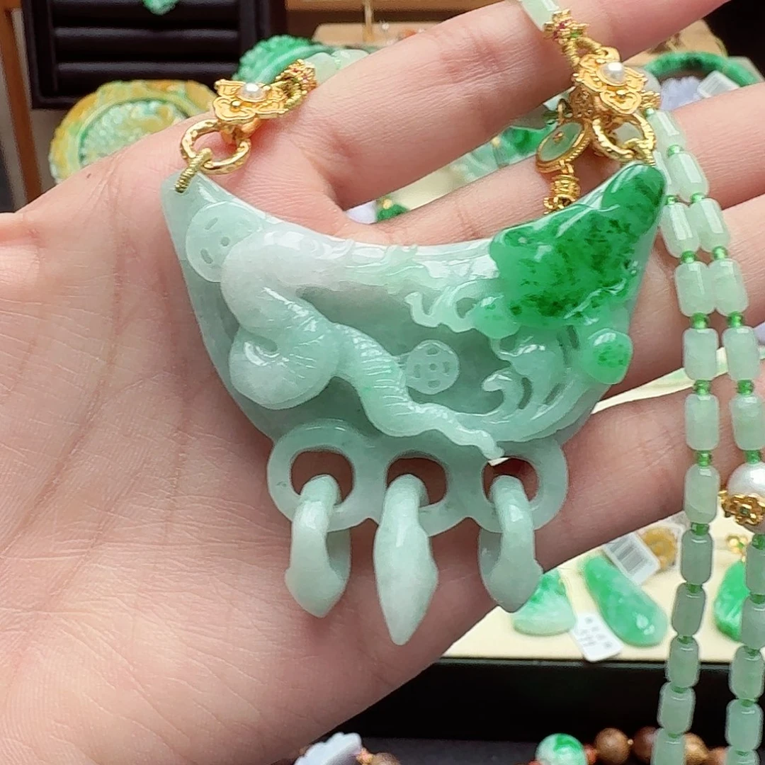 颈饰未镶嵌翡翠翡翠吊坠