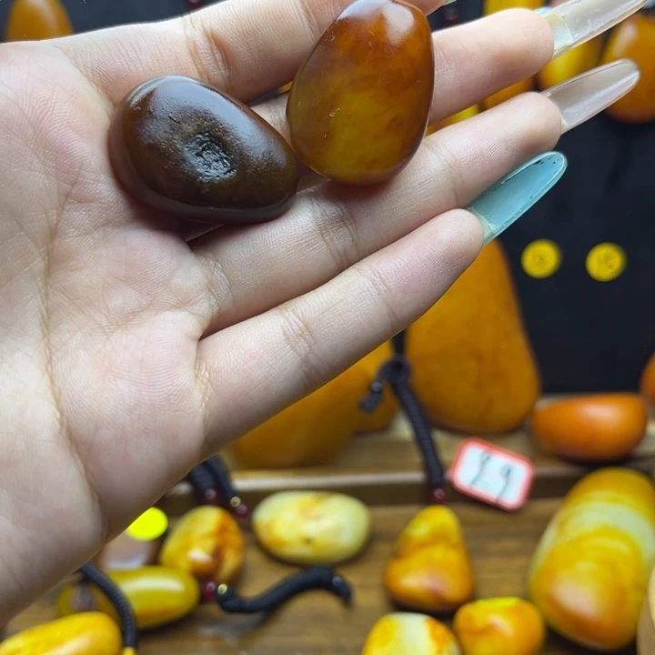 和田玉(糖玉)未镶嵌珠宝半成品