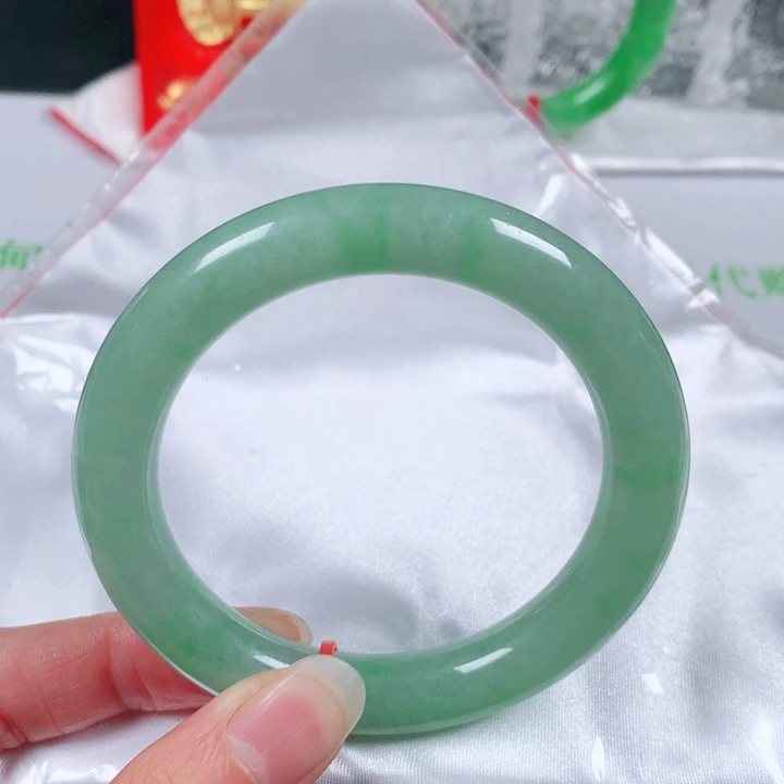 未镶嵌手镯翡翠  编号882610 圆条55