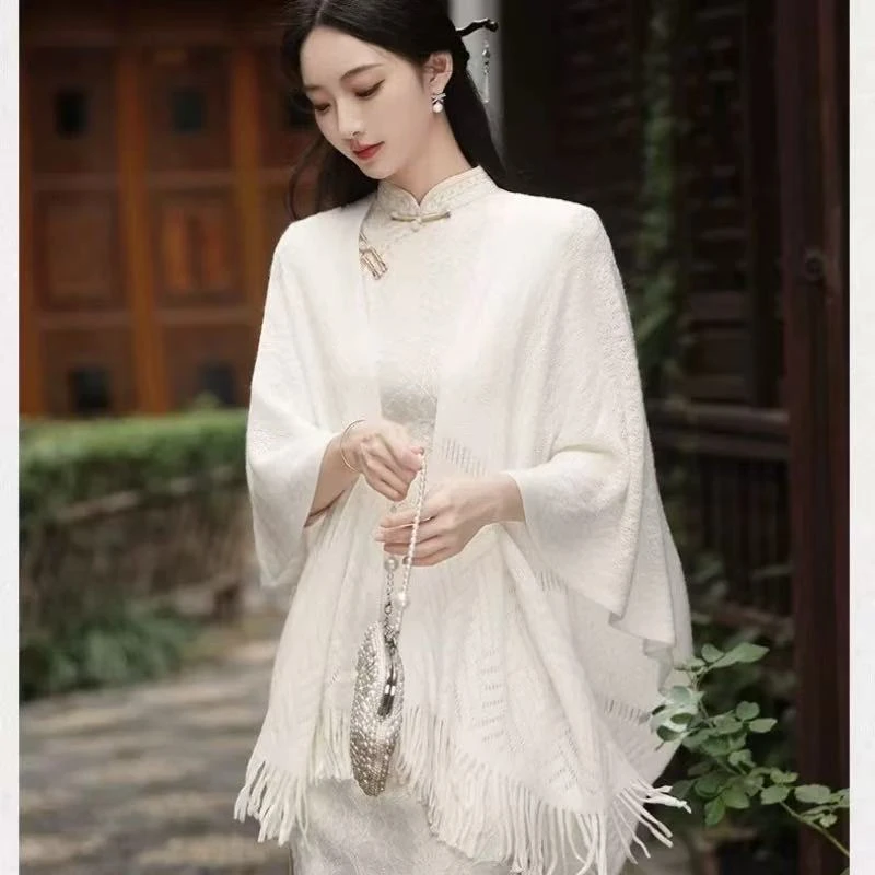 014 米白 针织 披肩【只有批肩】