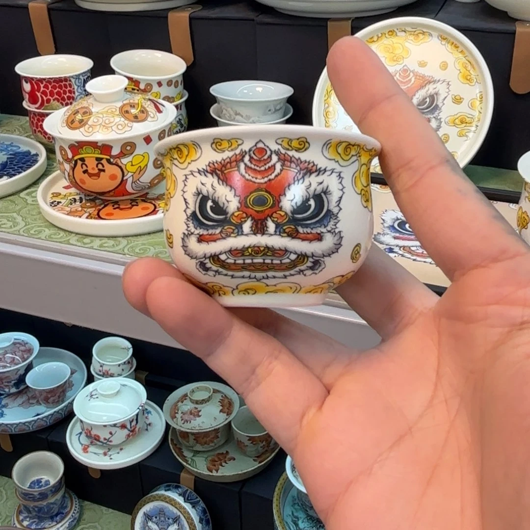 茶具是指由两件不相同