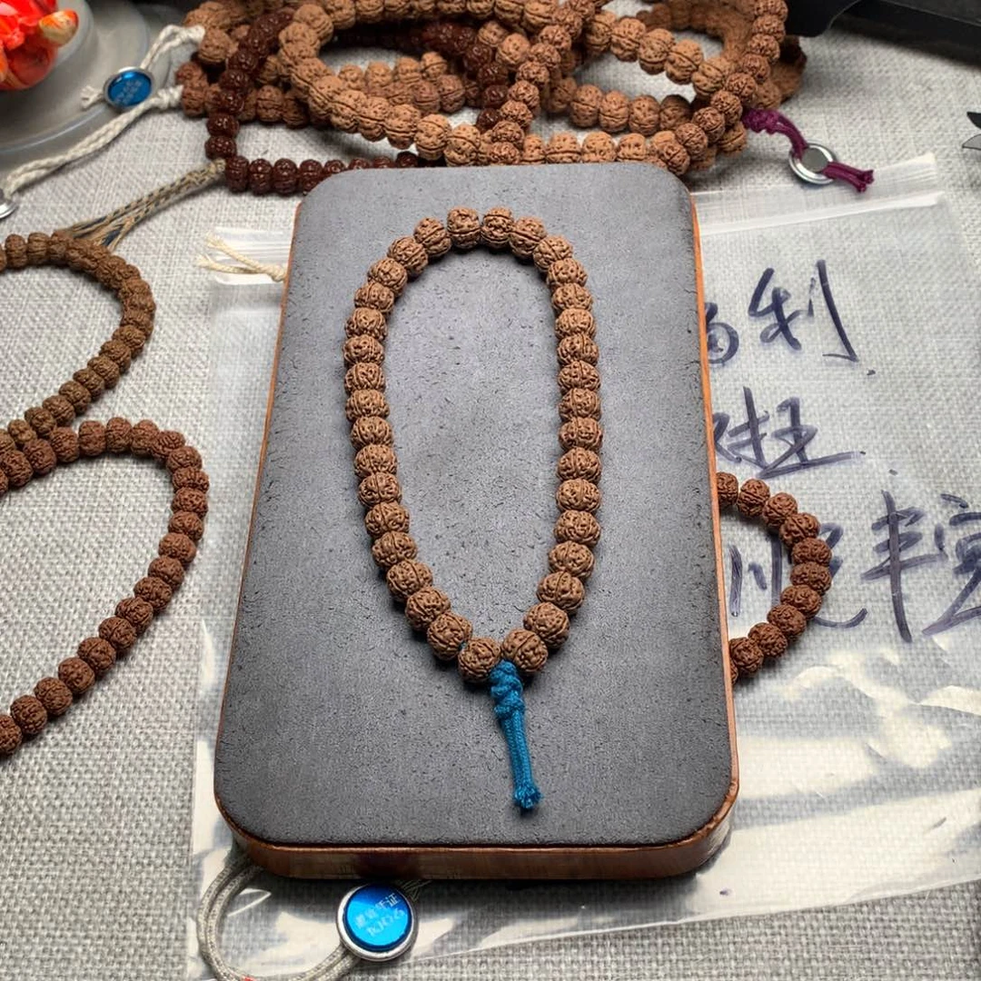 金刚菩提吊坠老树梅花