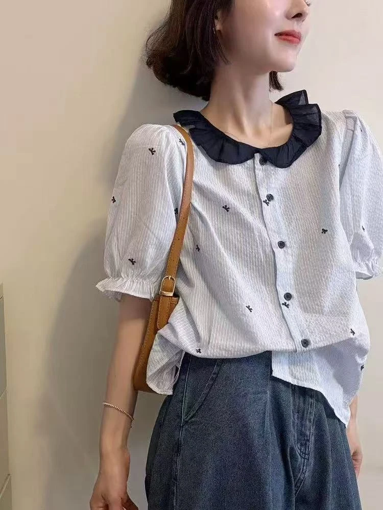 WYFS韩系撞色娃娃领小衫