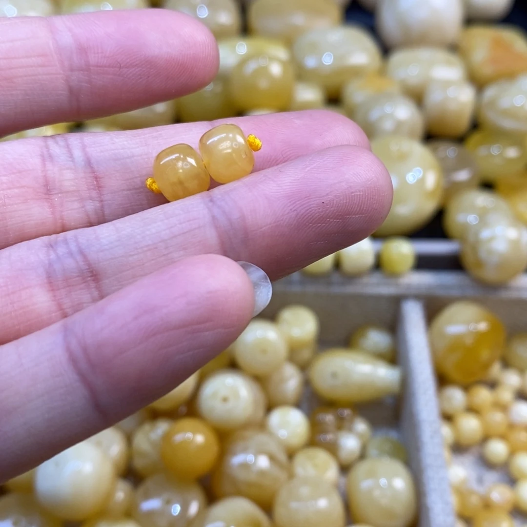琥珀未镶嵌裸石蜜蜡