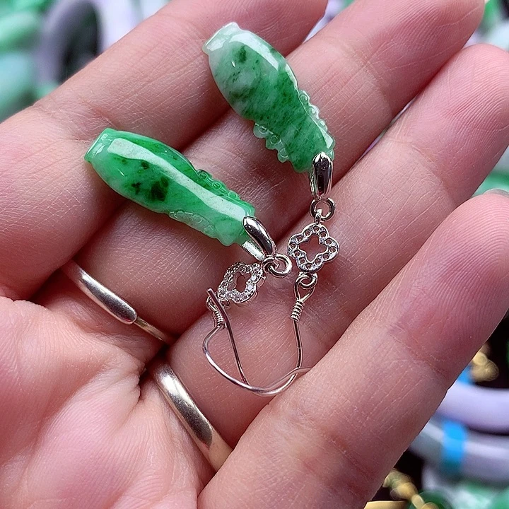 翡翠银S925镶嵌颈饰翡翠