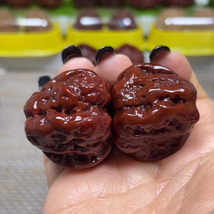 文玩核桃把件大磨损蛤蟆35边38肚