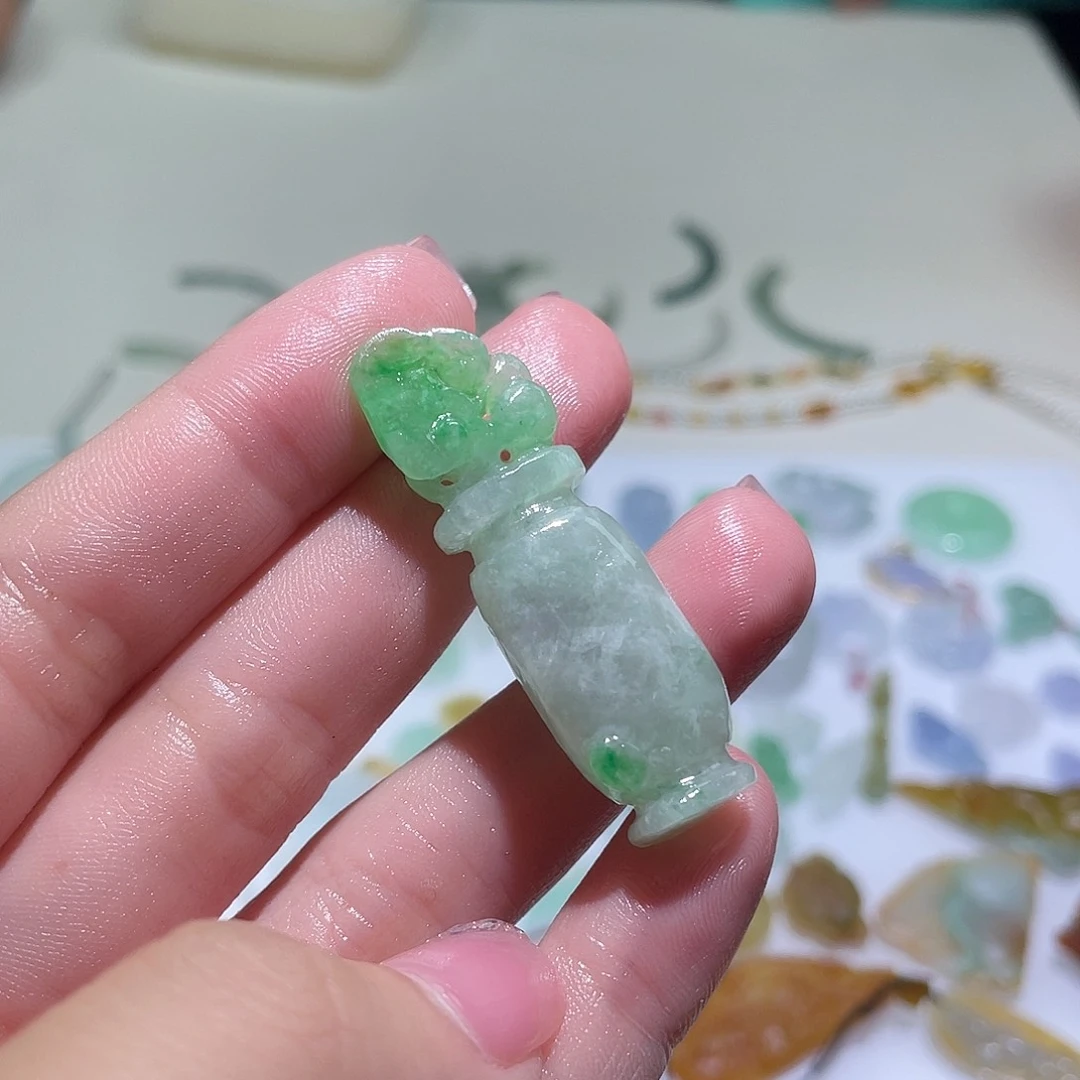 定制翡翠未镶嵌gjgjghhhhh