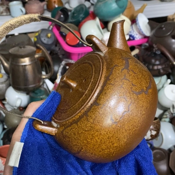 陶瓷艺术品及陶瓷壶