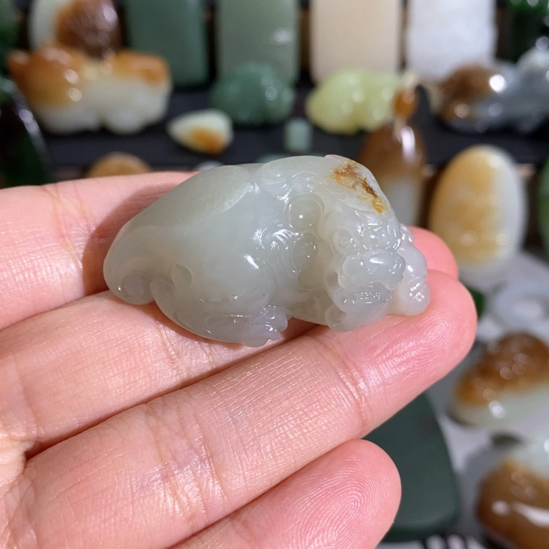 和田玉未镶嵌挂件