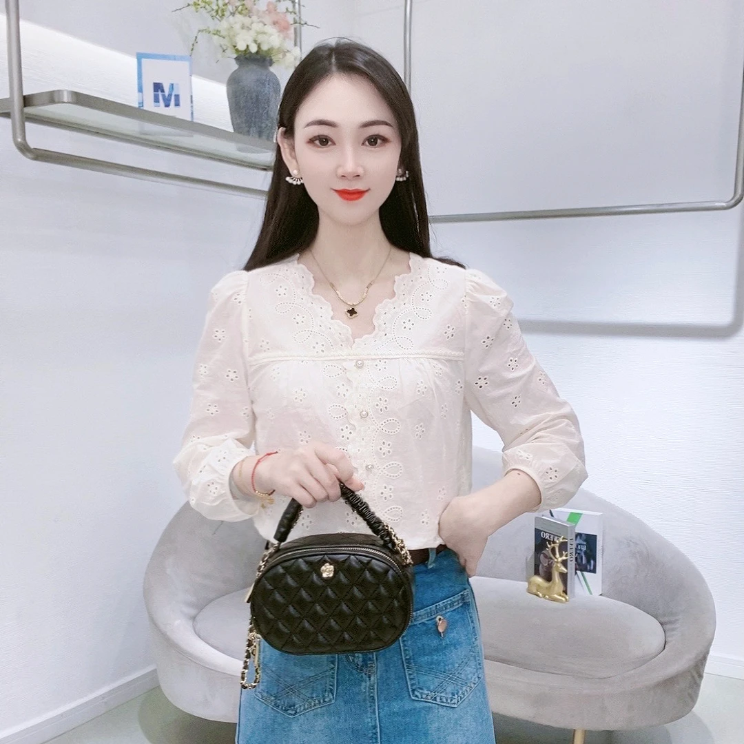 A8103春季新款设计感打底衫气质洋气百搭减龄小衫